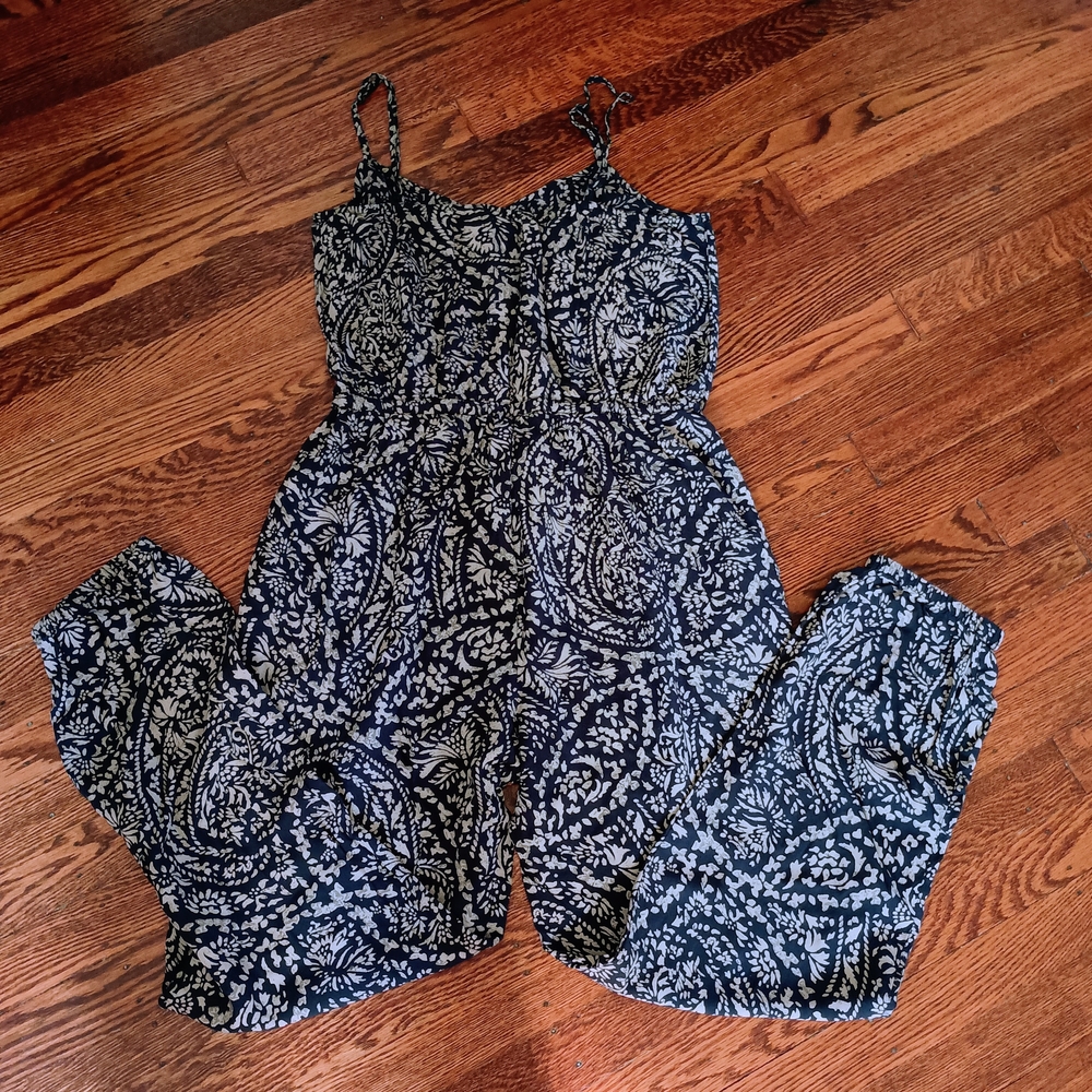 American Eagle Outfitters Black and White Patterned Jumpsuit